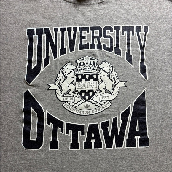 Vintage University Of Ottawa T-shirt Size XL - Picture 4 of 4
